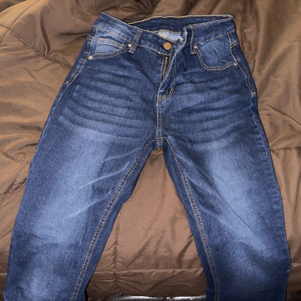 Believe they’re a brand from target. Never worn other than trying on.
